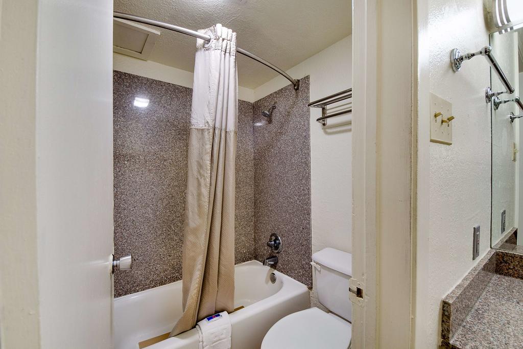 Americas Best Value Inn San Antonio Eksteriør bilde